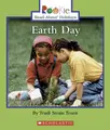 Cover image for Earth Day (Rookie Read-About Holidays)