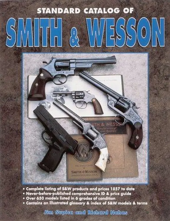 Standard catalog of Smith & Wesson cover