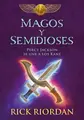 Cover image for MAGOS Y SEMIDIOSES